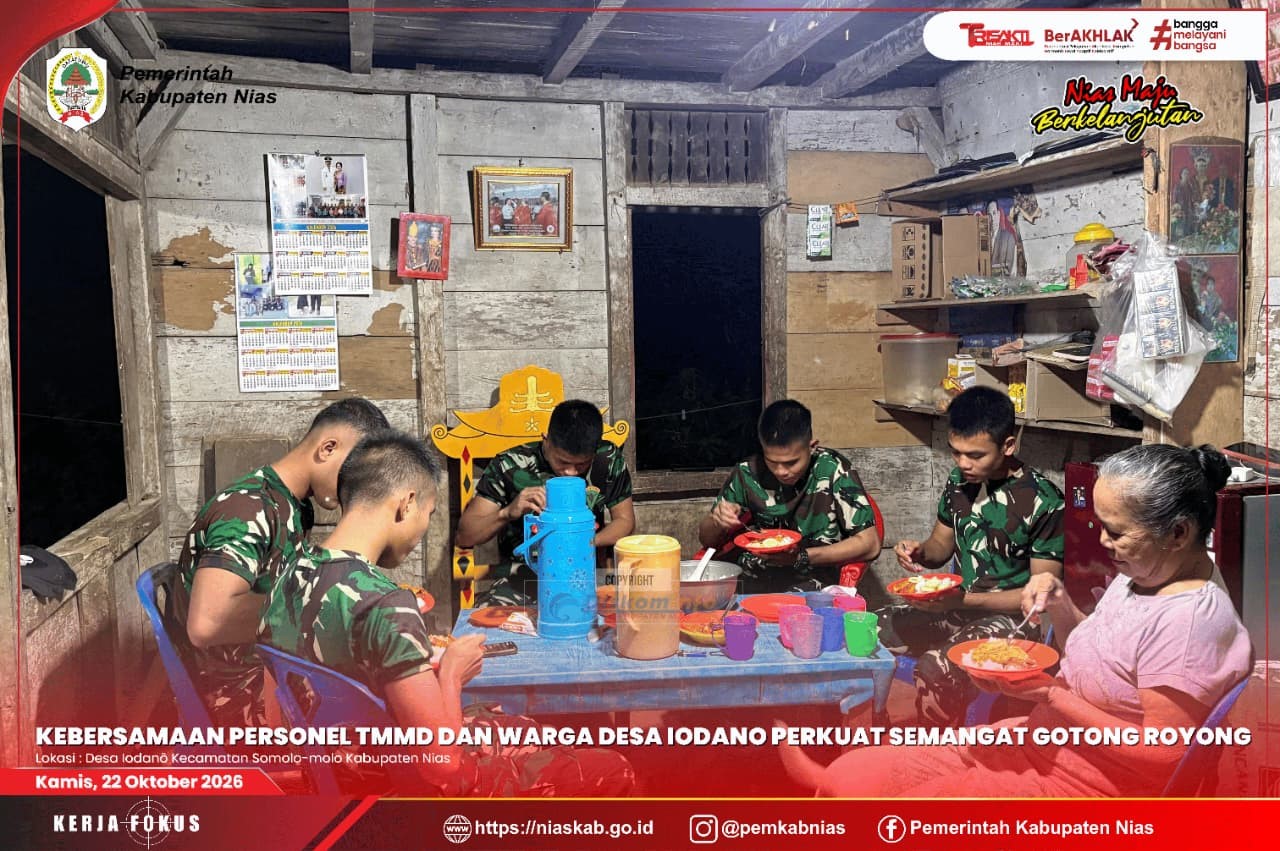 Kebersamaan Personel TMMD dan Warga Desa Iodano Perkuat Semangat Gotong Royong